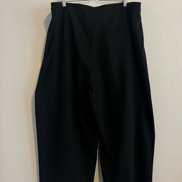 NWT Vince Pleated Front Wool Blend Culottes in Black Size 20 - Picture 10 of 15